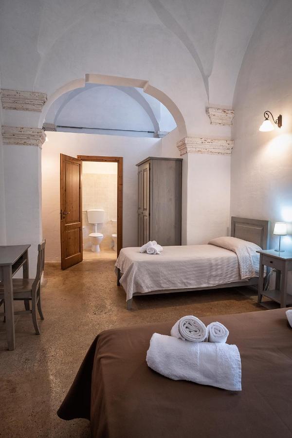 Casa Della Convivialita Don Tonino Bello อเลซซาโน ภายนอก รูปภาพ